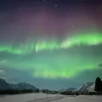 Aurora House Under The Mountain *