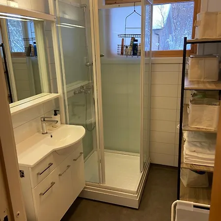 Aurora House Under The Mountain *