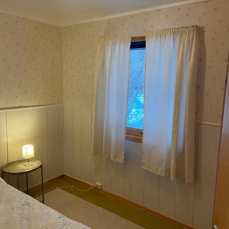 Aurora House Under The Mountain 特罗姆瑟