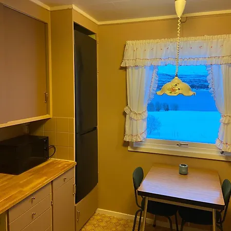 Aurora House Under The Mountain Hébergement de vacances Tromsø