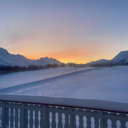 Hébergement de vacances Aurora House Under The Mountain Tromsø