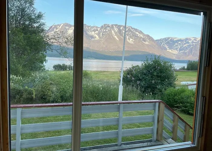 Casa vacanze Aurora House Under The Mountain Tromsø
